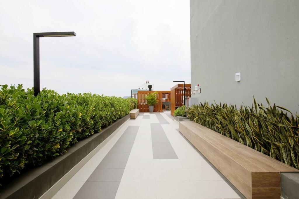 Apto Frente Parque Com Vista E Piscina Porto Alegre Exterior photo
